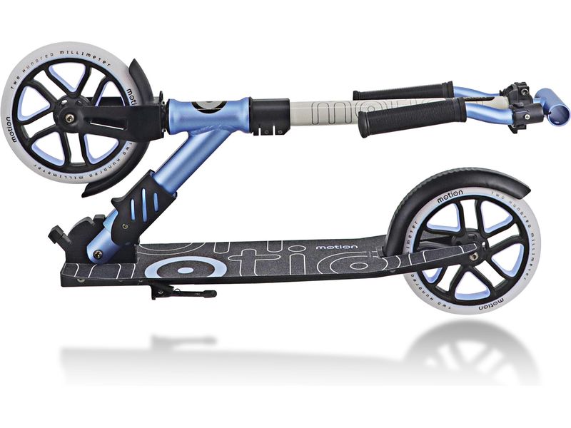 Motion Motion Scooter Speedy 200 mm Hellblau/Weiss Leichter und faltbarer City-Scooter für eine schnelle und angenehme Fahrt