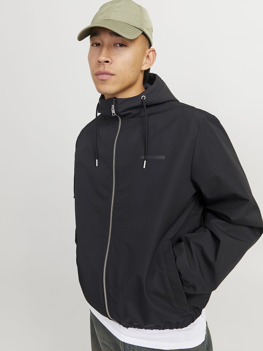 JACK & JONES<br>Jaqueta leve com capuz