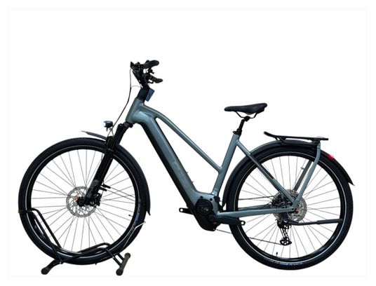 Produit reconditionné . Cube Kathmandu Hybrid Pro 750  Shimano 2024 . Vélo électrique . Cube . très bon état