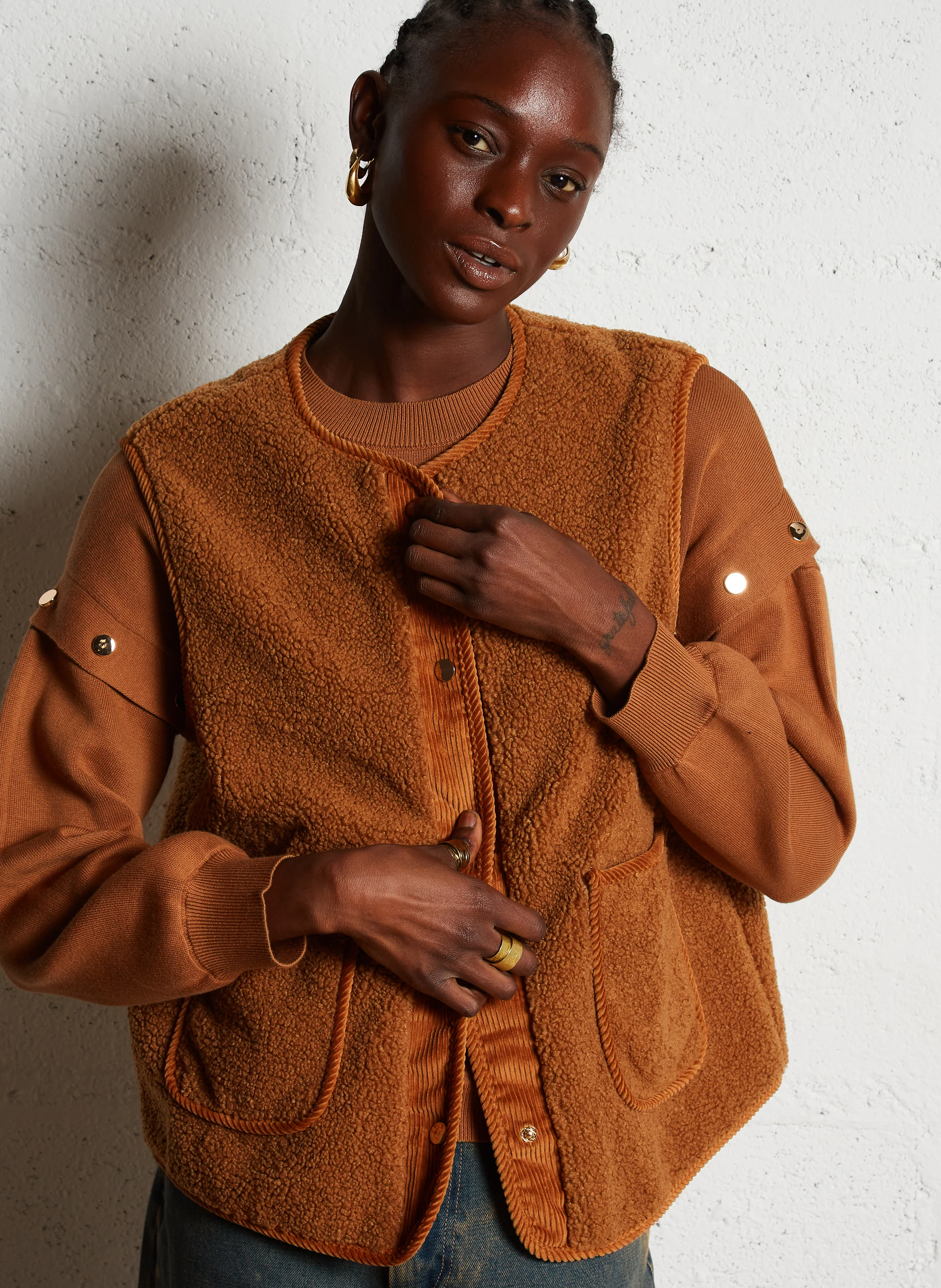 GEOFFROY - Veste col rond ample en fourrure synthétique | Marron