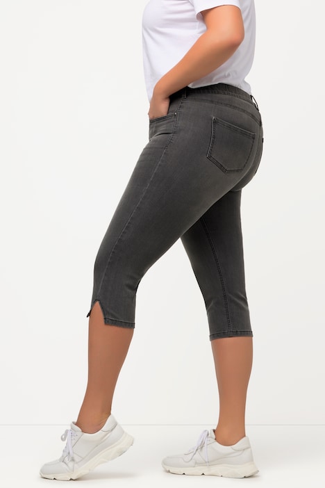 Capri Jeans Sarah, schmale 5-Pocket-Form, Saumschlitz
