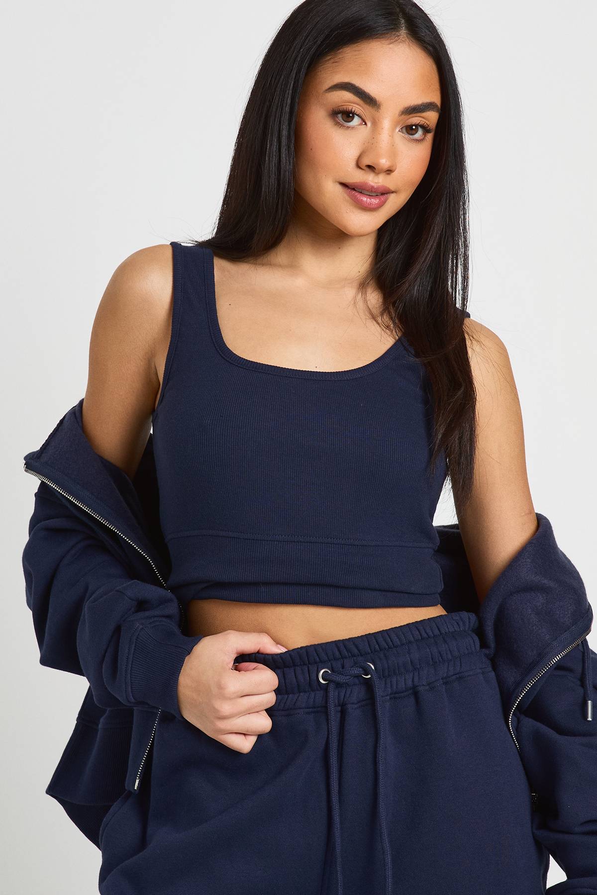 boohoo Ensemble De Survêtement À Casynthétiqueche 3 Pièces Avec Haut Court À Ourlet Profond Pour Grandes Tailles