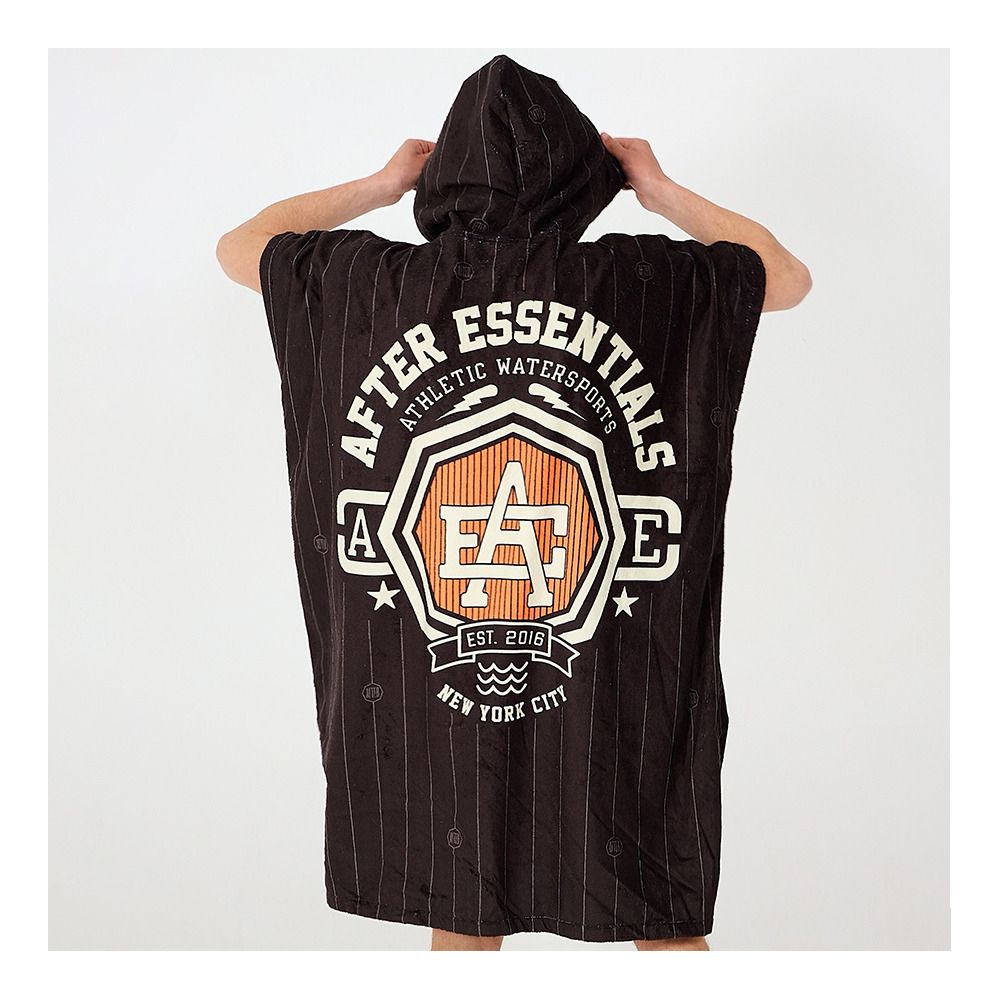 After Essentials HIGH SCHOOL NEW YORK - Poncho noir