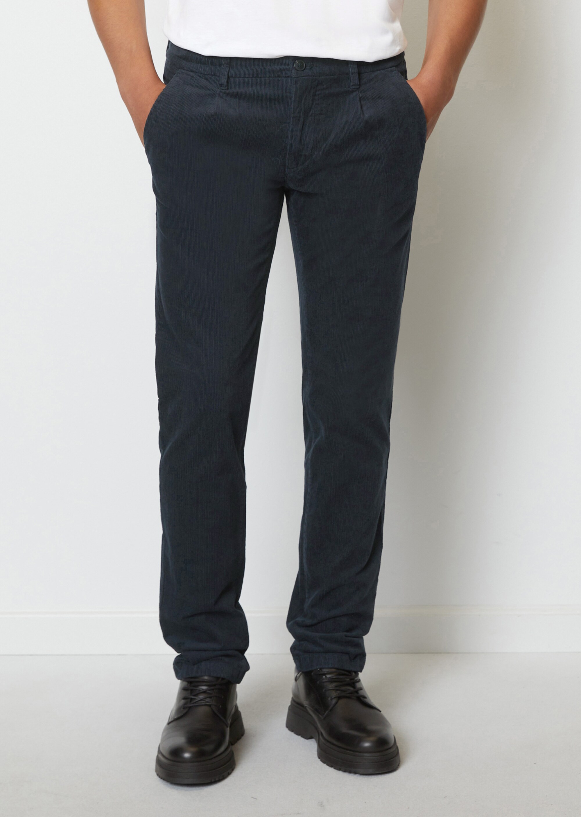 Cordhose Modell STIG jogger aus Organic Cotton-Mix