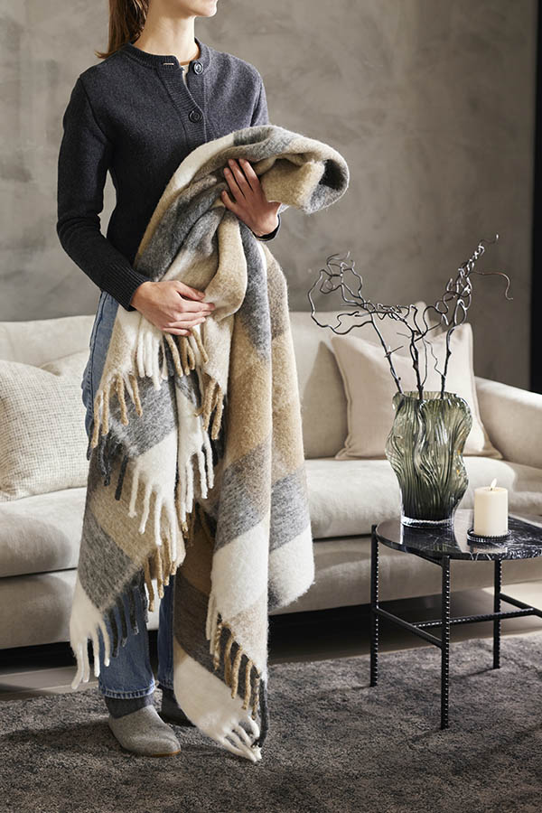 Morgan pledd 130x170 gråbeige