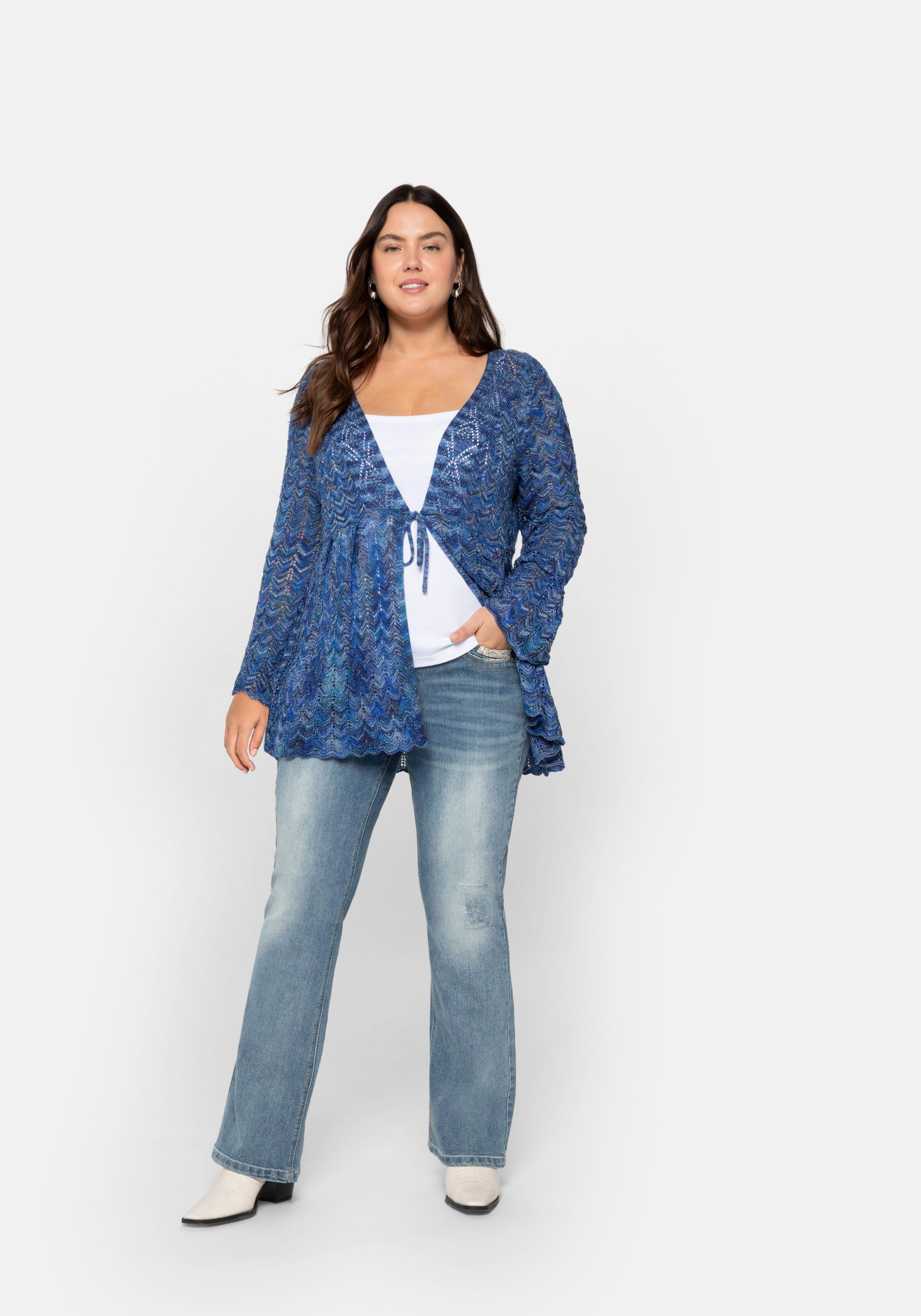 Ajourstrick-Cardigan mit Wellensaumkante