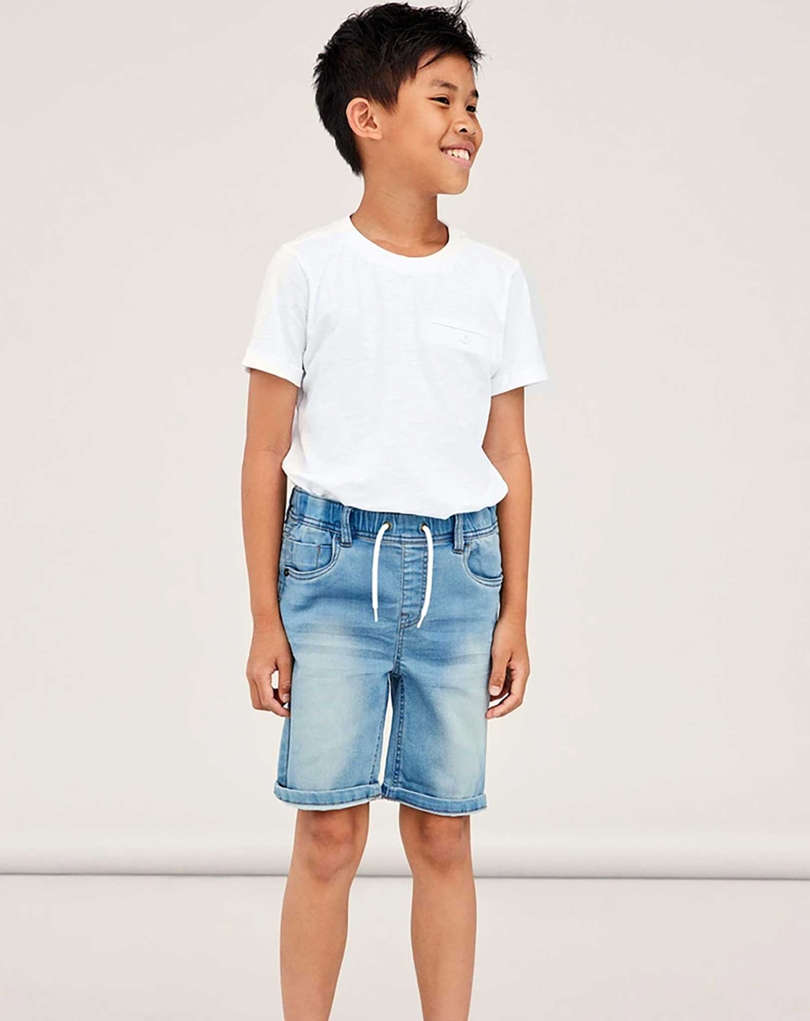 Bermudas NKMRYAN DNMTHAYER 1611 in light blue denim