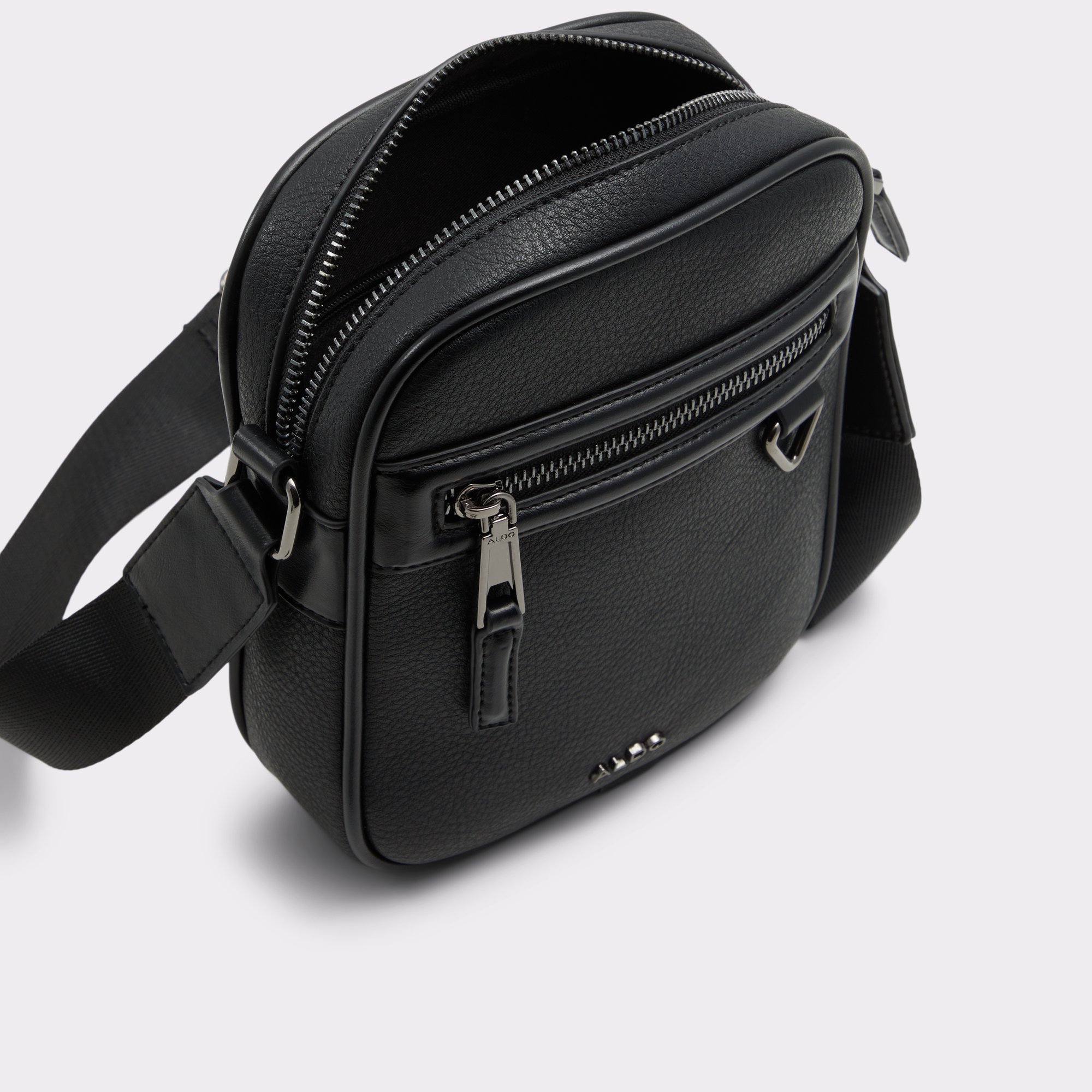 Iike Black Men Bags & Wallets