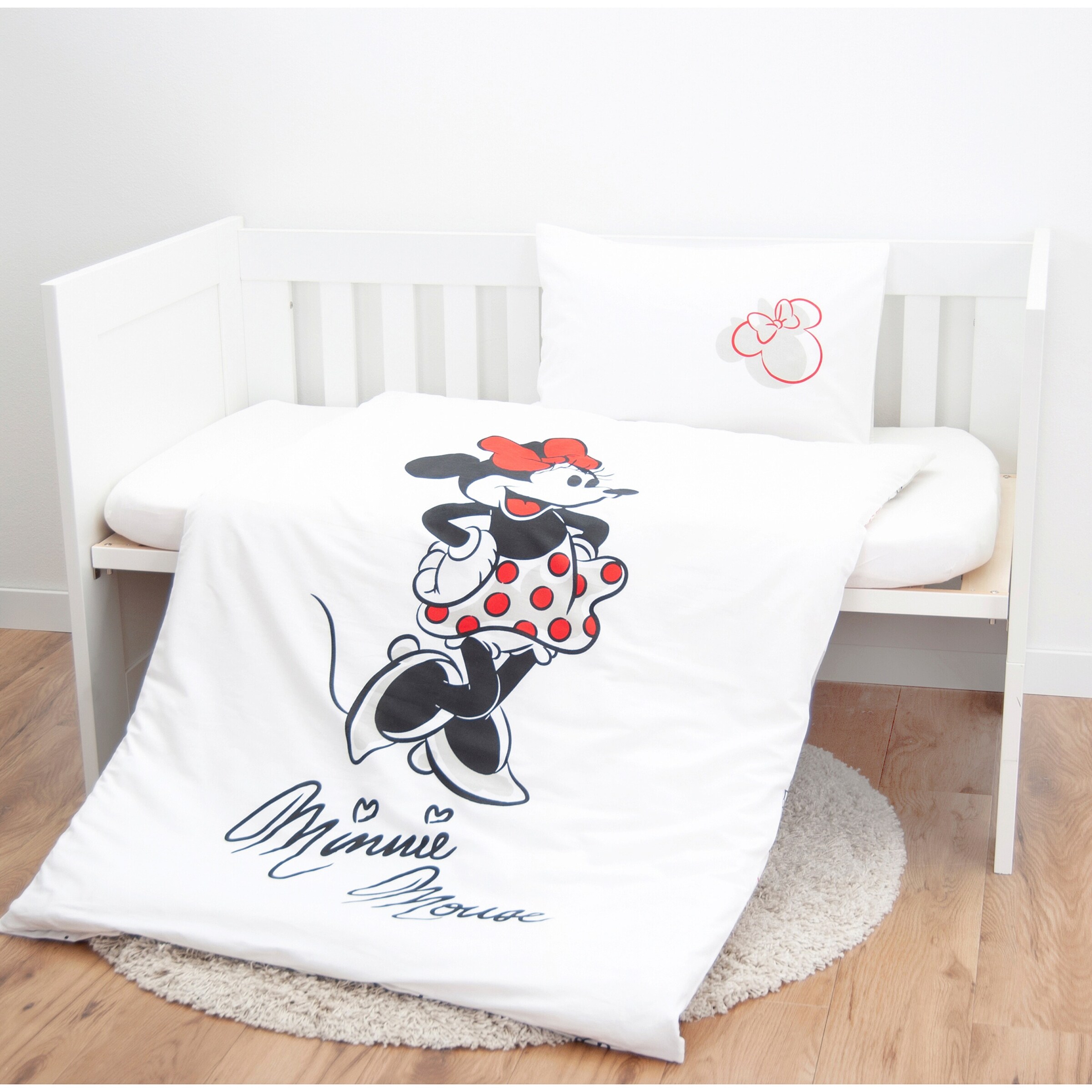Herding - MINNIE MOUSE Renforcé Wende-Bettwäsche Minnie Mouse 40x60 / 100/135 cm
