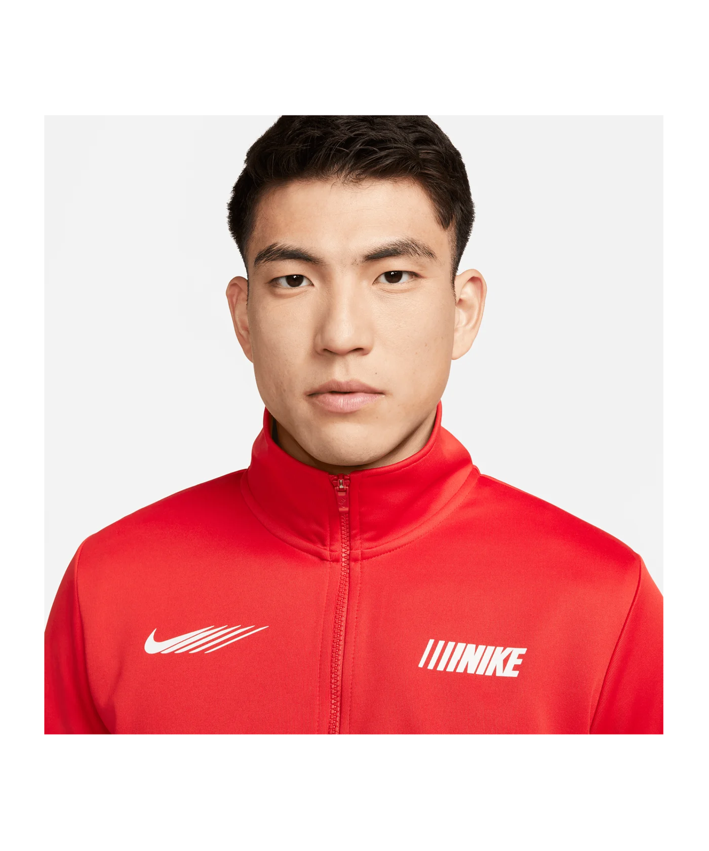 Nike Standart Issue Jacke Rot F657
