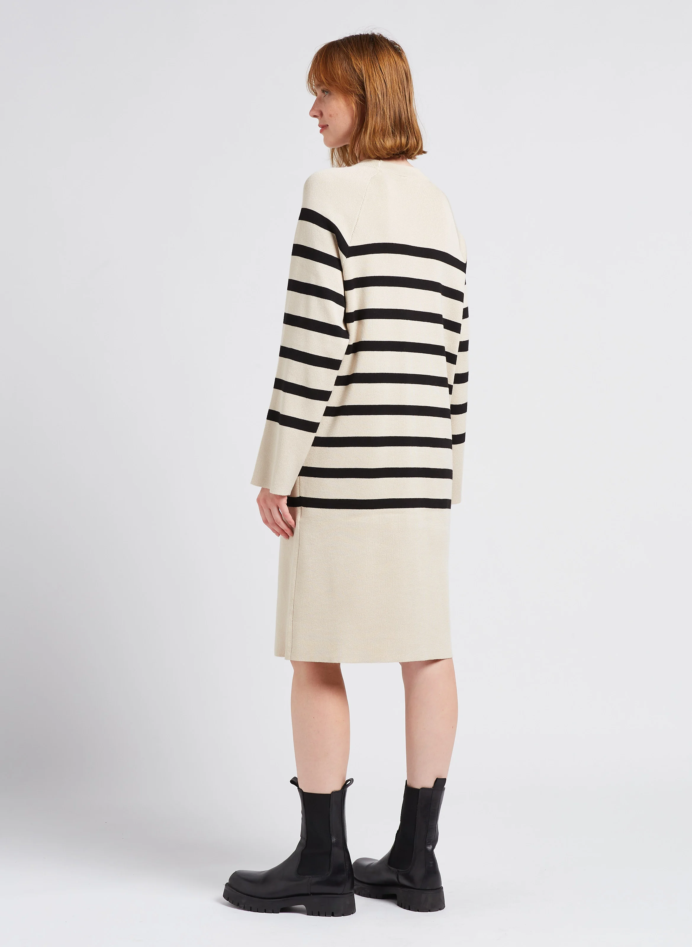 JESTER - Robe midi col rond à rayures| Beige