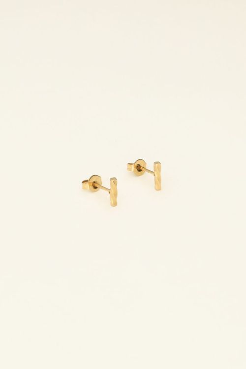 Studs twist