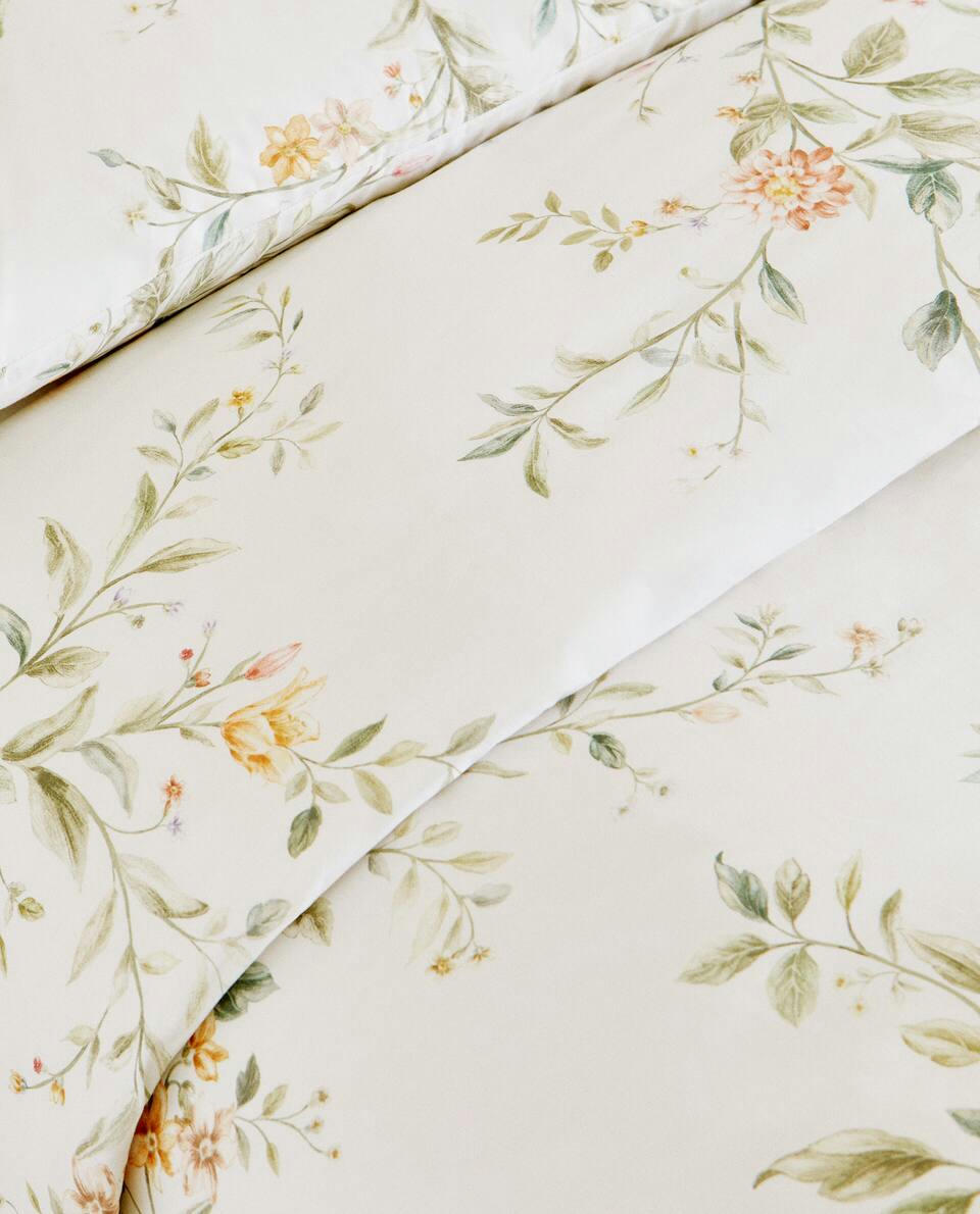 CAPA DE EDREDOM COM ESTAMPA FLORAL