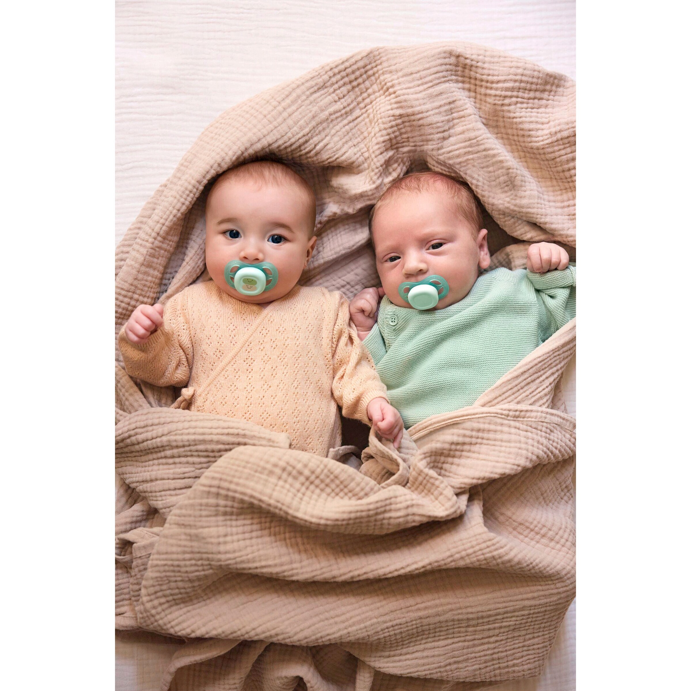 Philips Avent 2er-Pack Schnuller ultra start, 0-2M grün/blau