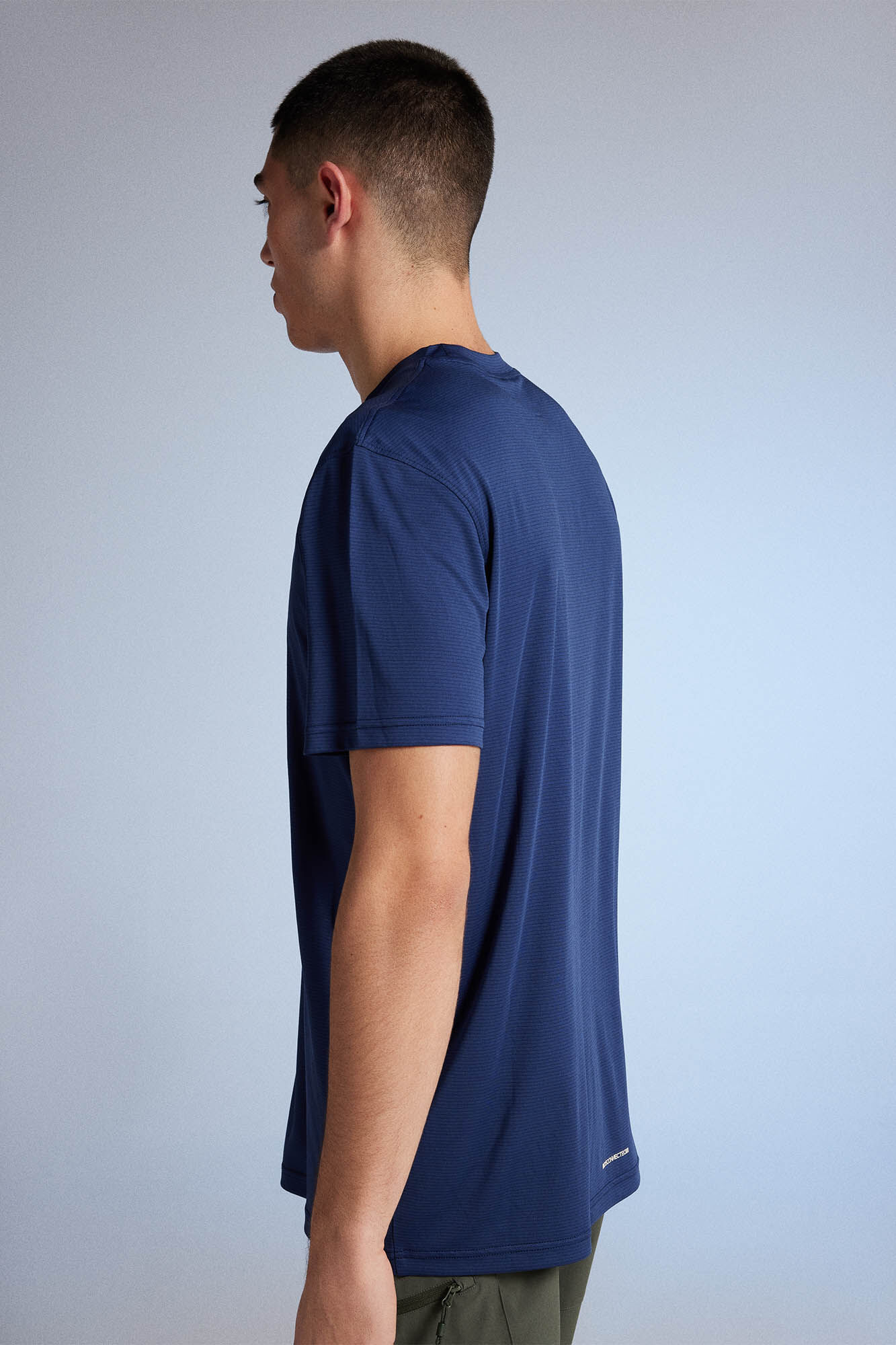Camiseta Outdoor - azul médio