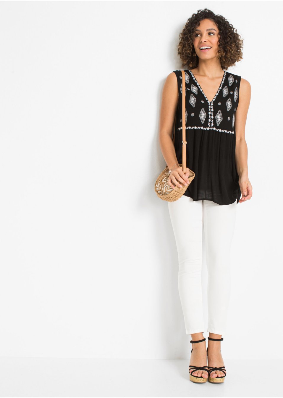 Top blouse à broderie