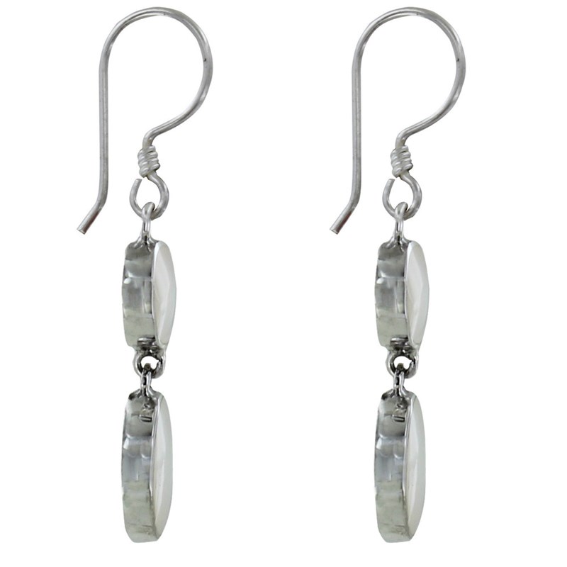 Boucles d'Oreilles en Argent et Deux Pastilles de Nacre Blanches