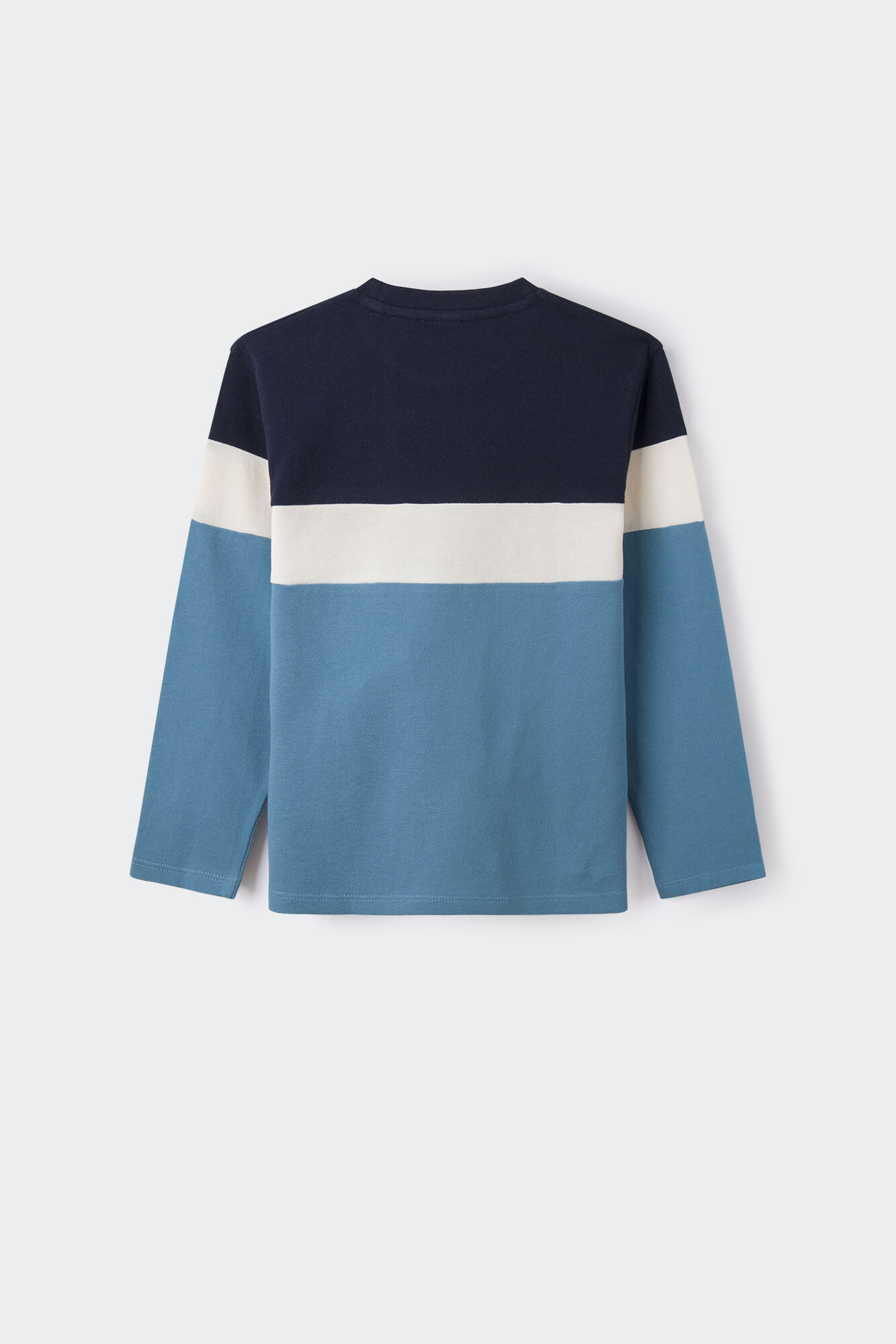 Camiseta infantil com blocos de cores
