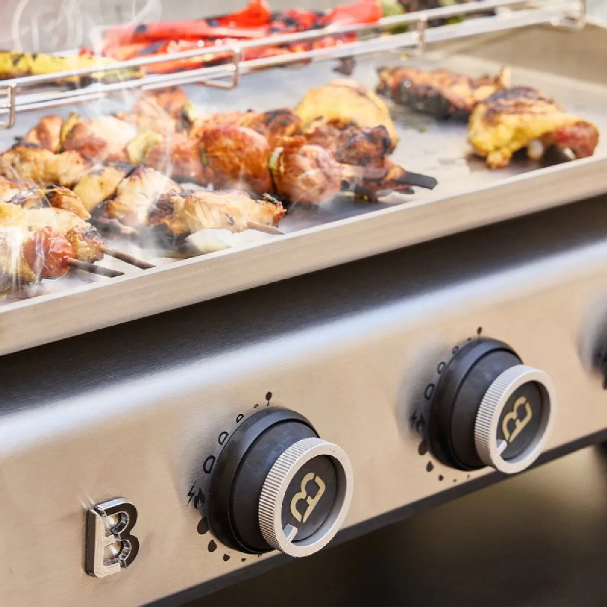 Plancha Silvia EVO 3 Feux - BRASERO - Plaque Inox de 67 x 34 cm - Piezo intégré - Tiroir graisse avec jauge de niveau - 7,95 kW