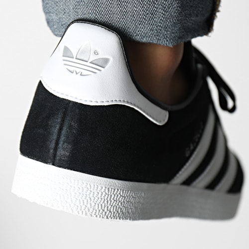 Baskets Gazelle ID7007 Core Black Silver Metallic Footwear White