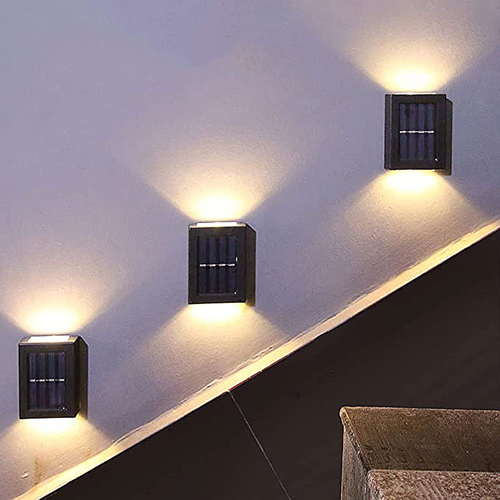 (4er Set) LED Solar Lampe Outdoor Garten Wandleuchte Wegbeleuchtung mit Dämmerungssensor (IP65) - Warmweiss