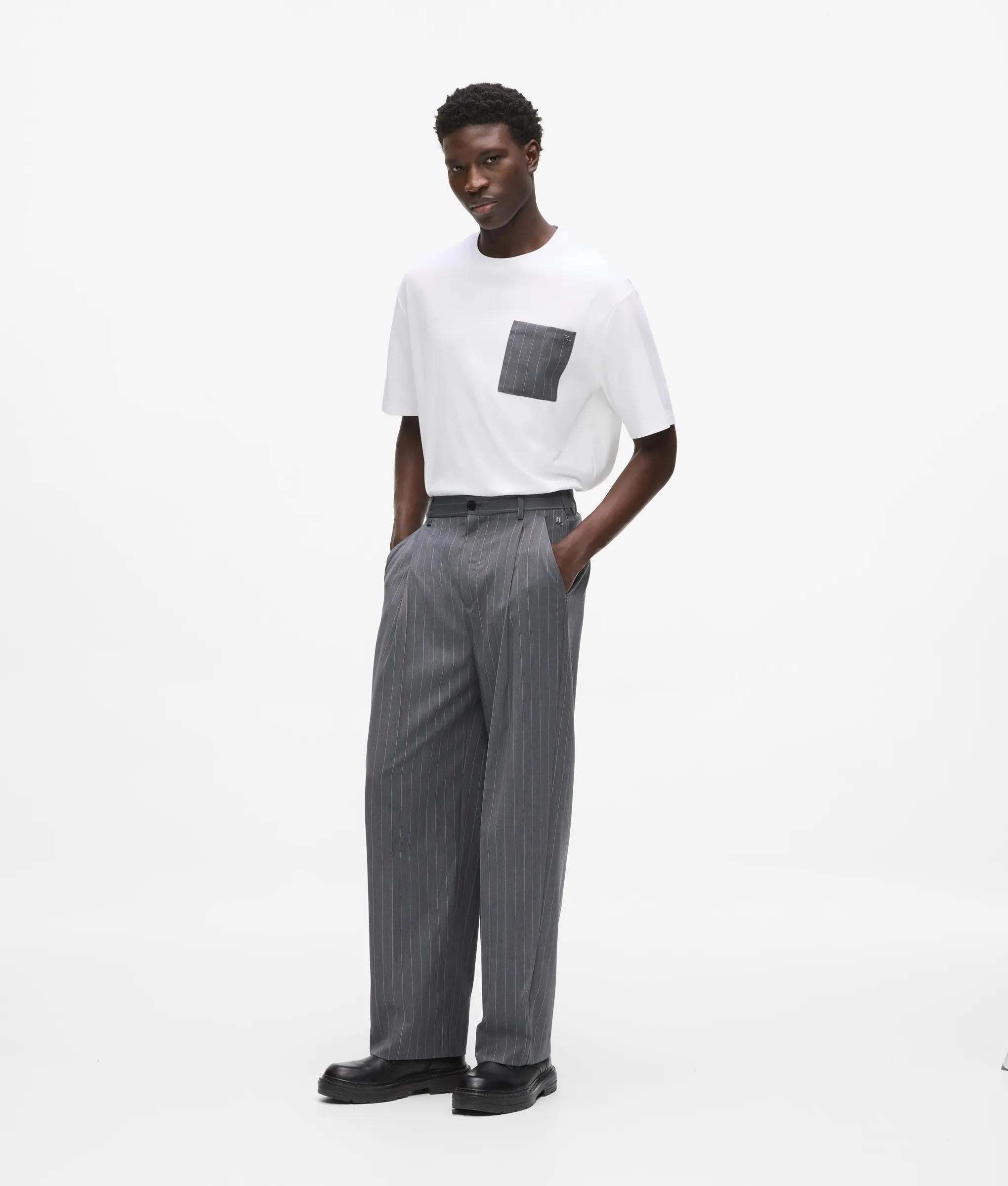 Broek van wolmix met krijtstreep