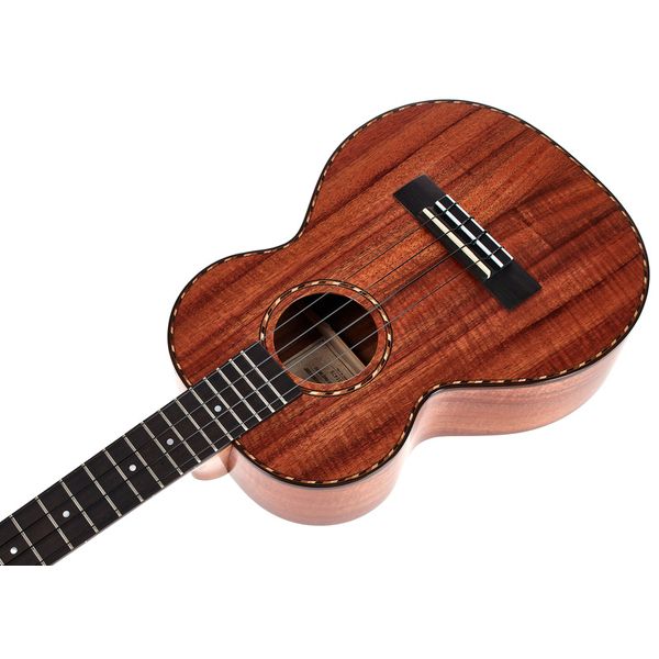 Kamaka Tenor Deluxe HF-3D
