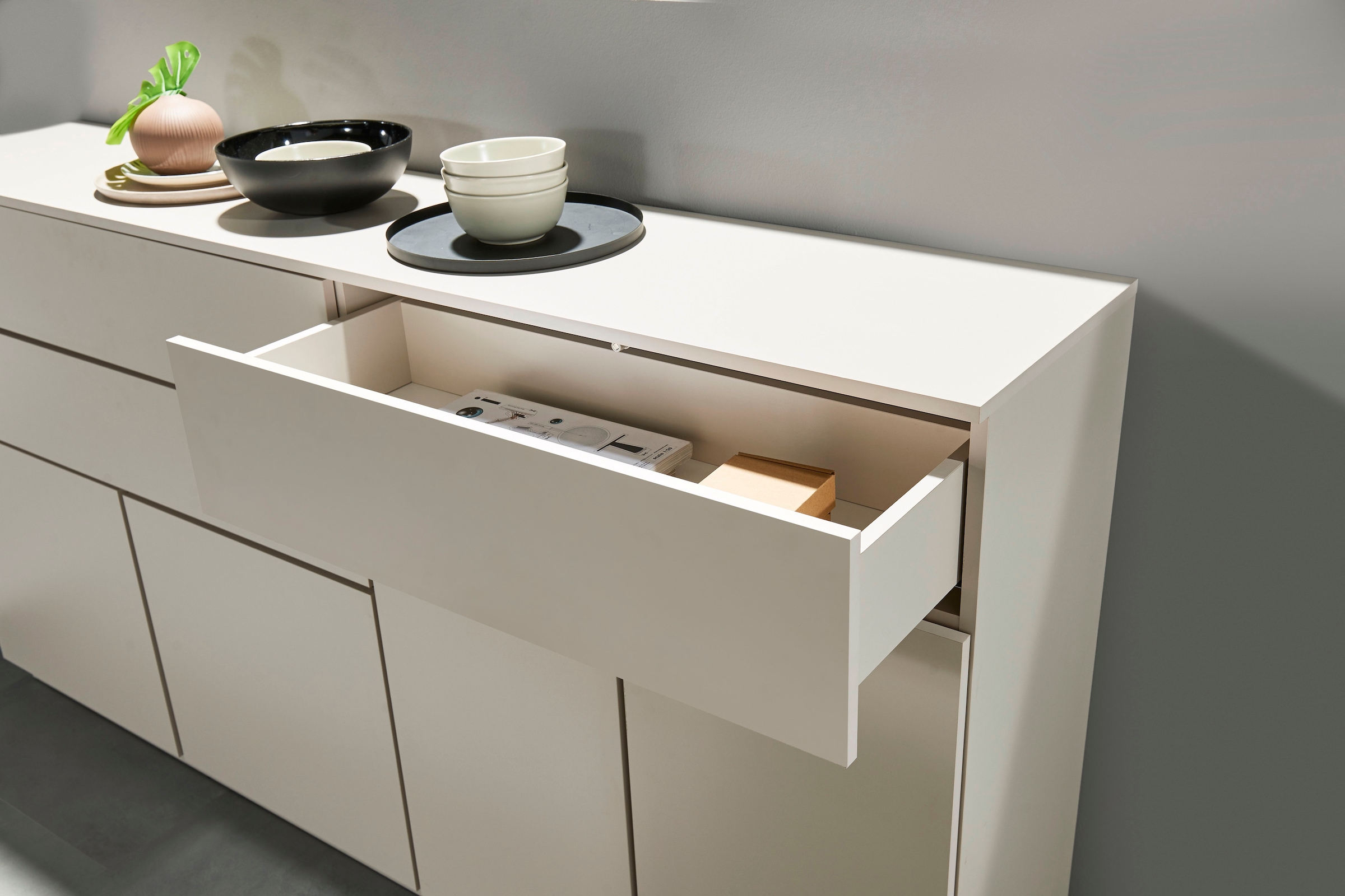 HBZ Highboard »Vince Highboard, B/H/T 103x142x38 cm« 1 Stk. tlg. Breite 103 cm, Push-to Open, Melaminbeschichtung