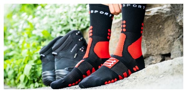 Chaussettes Compressport Hiking Socks Noir/Rouge/Blanc