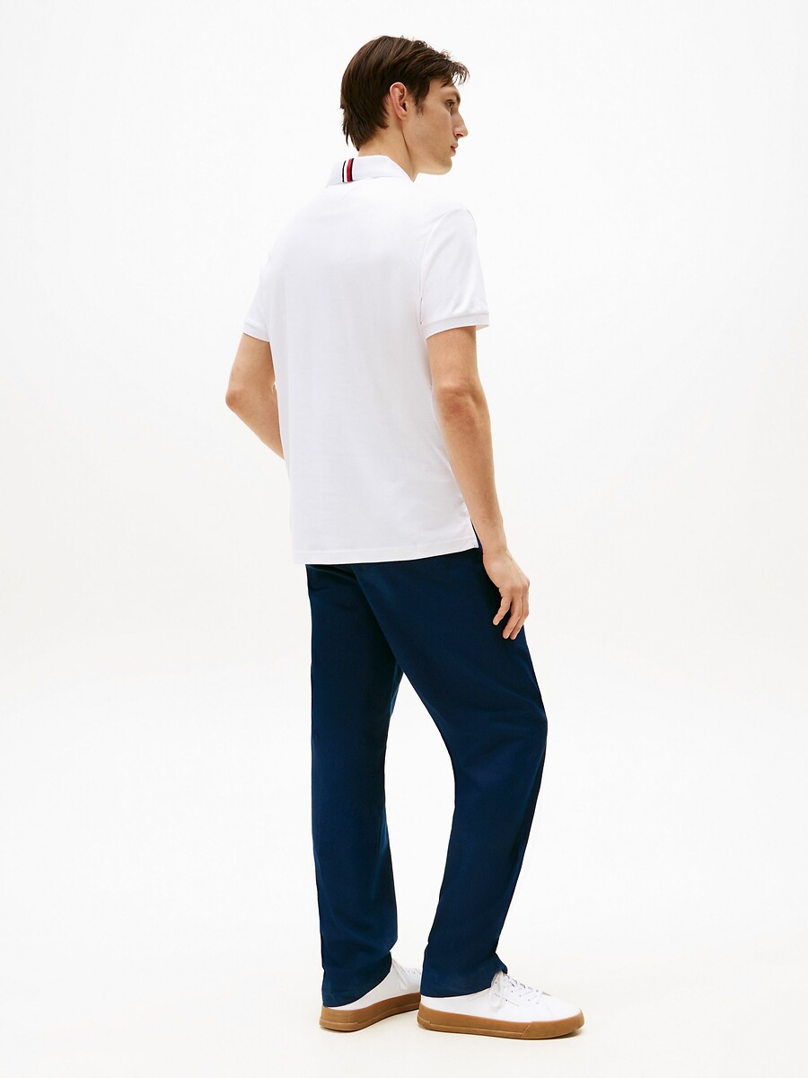 TOMMY HILFIGER<br>Camisa polo regular de manga curta em algodão macio