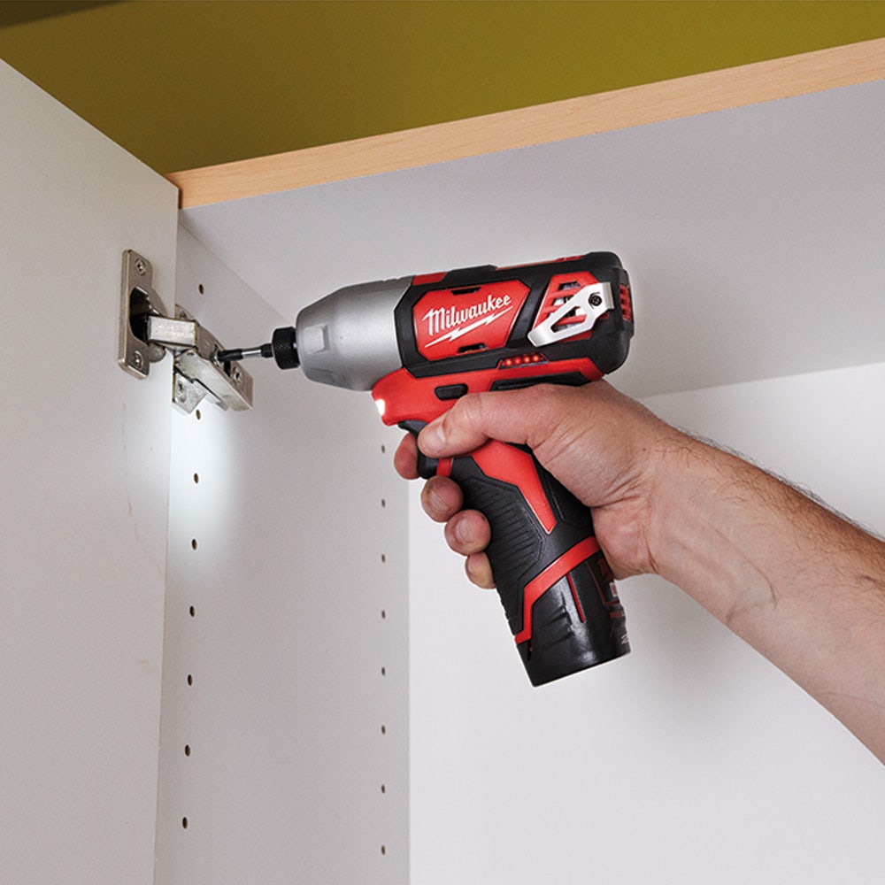 Parafusadeira de impacto MILWAUKEE 12V 1/4