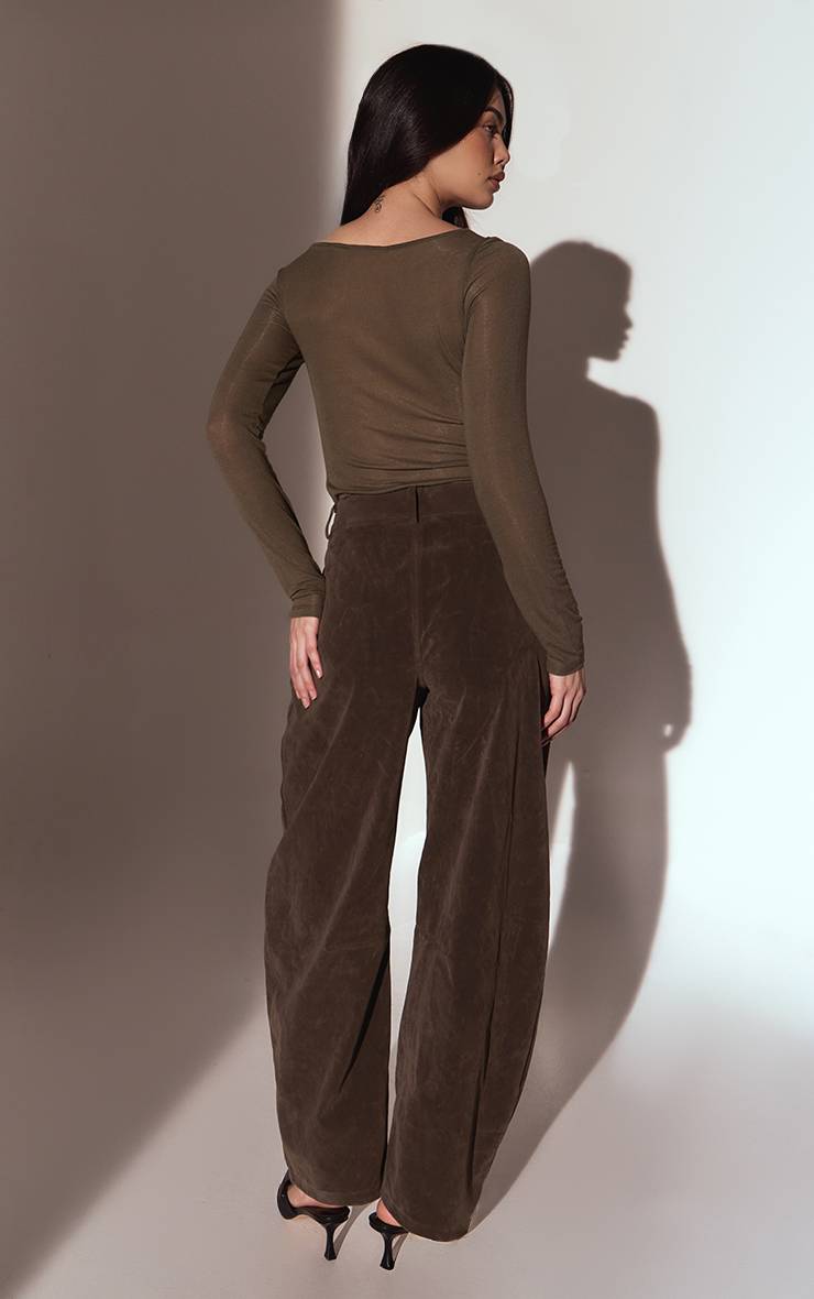 Dark Khaki Pantalon À Jambes Tonneau En Faux Suède