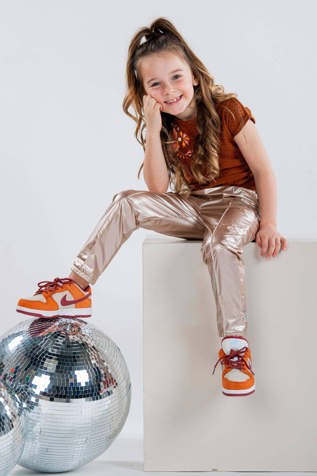 metallic tapered fit broek Bette rozegoud