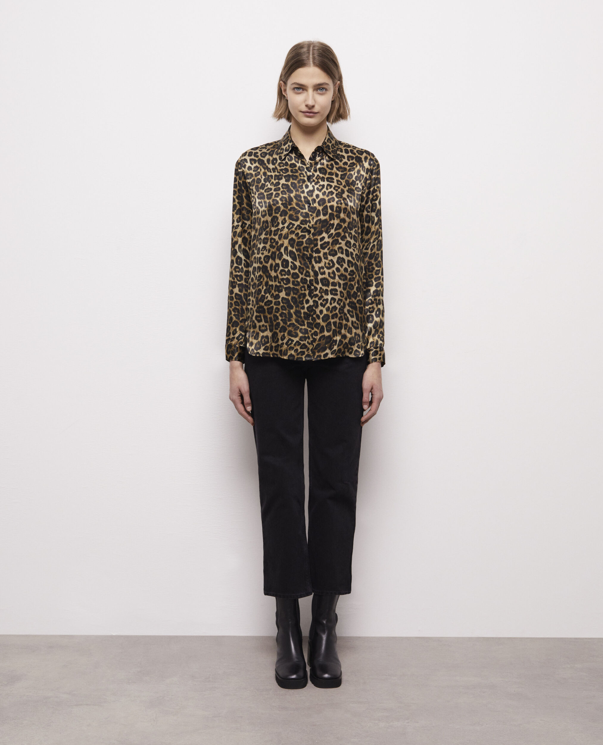 Chemise en soie léopard