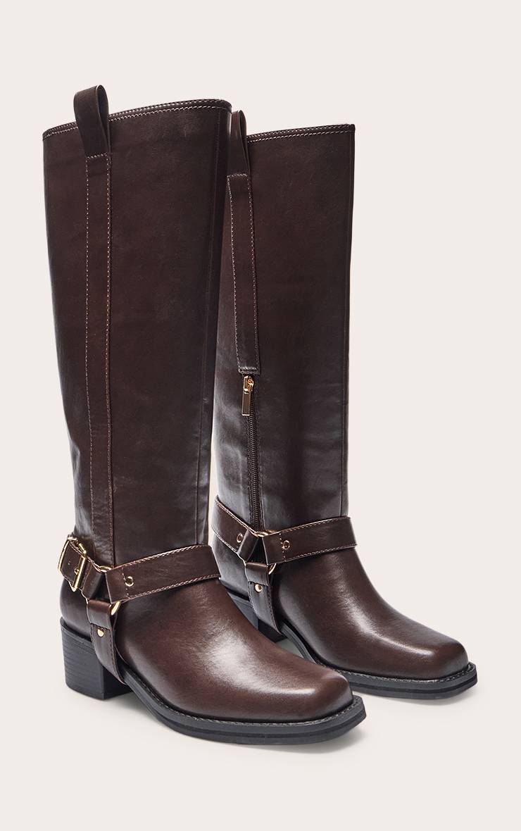 Chocolat Bottes Hautes À Détails Boucles Effet Croco Verni