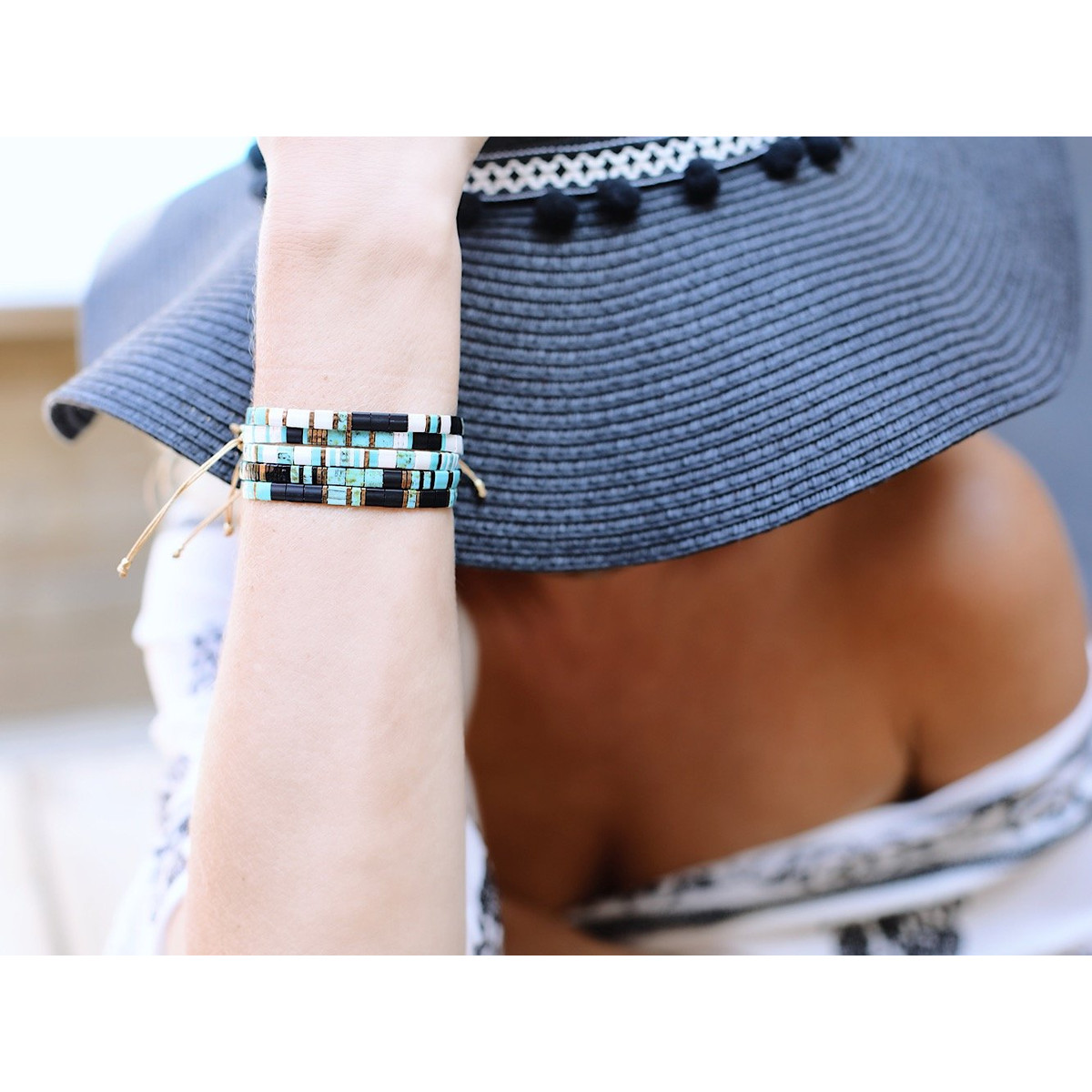 Bracelet Claire BERTEAU Aqua Perles plates en verre 1