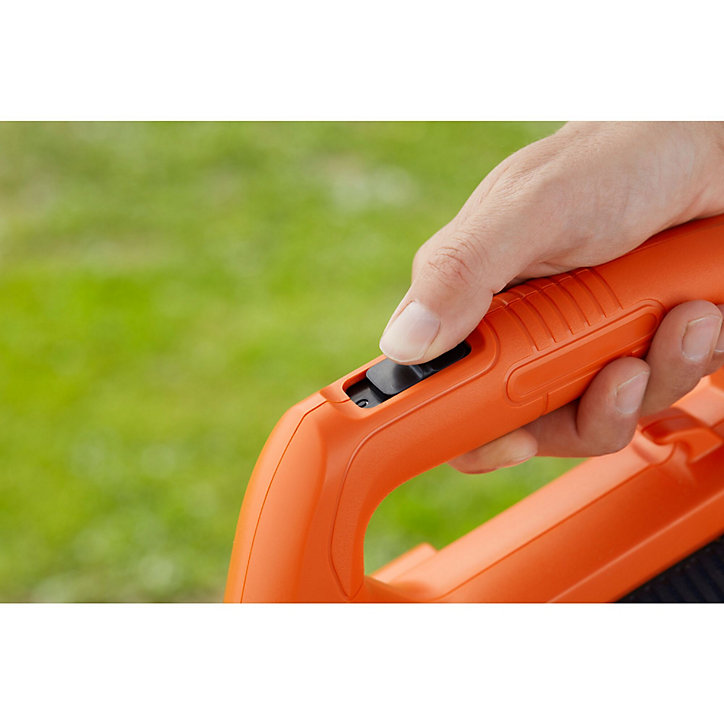 Souffleur sans fil sur batterie 18V Black+Decker (avec 1 batterie et 1 chargeur)