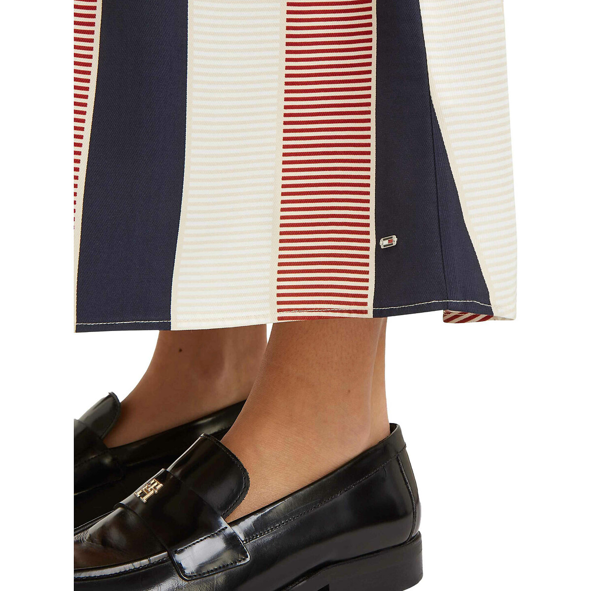 TOMMY HILFIGER<br>Vestido midi listrado, mangas compridas