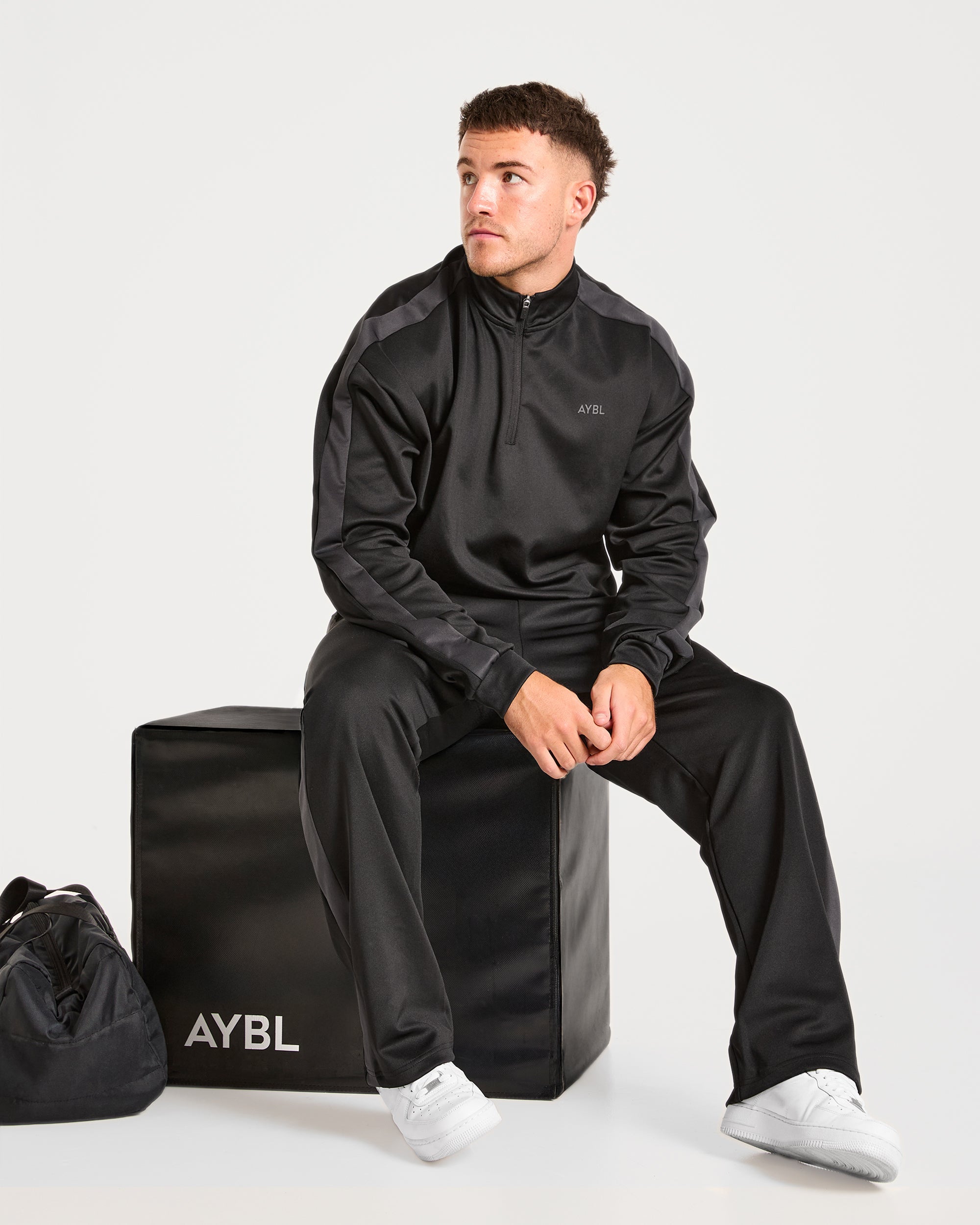 Classic Track 1/4 Zip Pullover