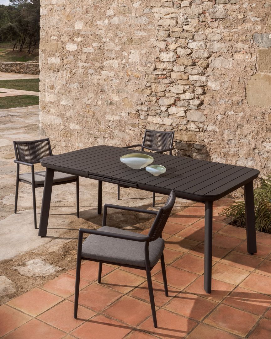 Kave Home   Izola Uitschuifbare Tuintafel