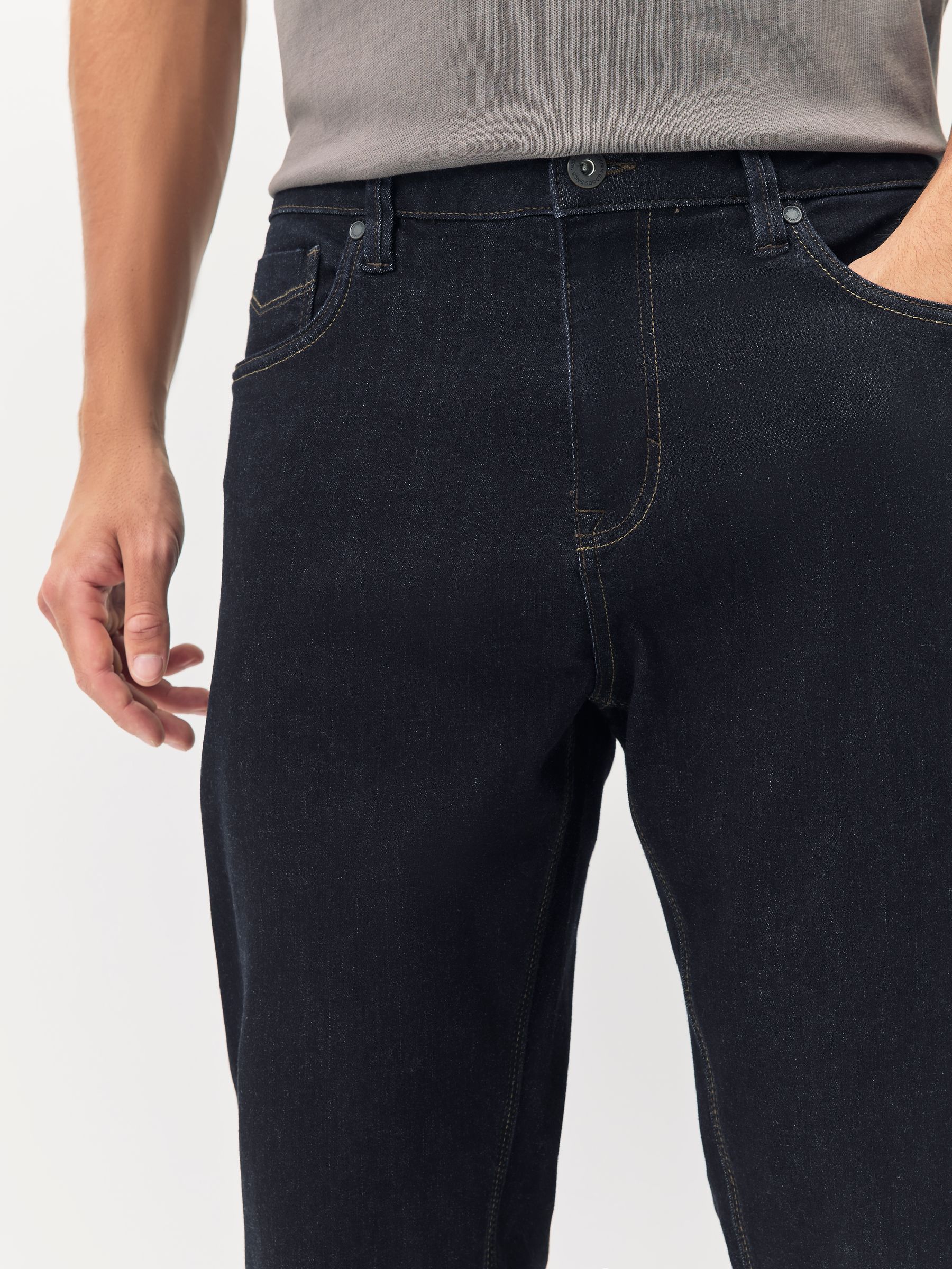 Blauw met wassing - Standaard toelopende pasvorm - Motionflex jeans