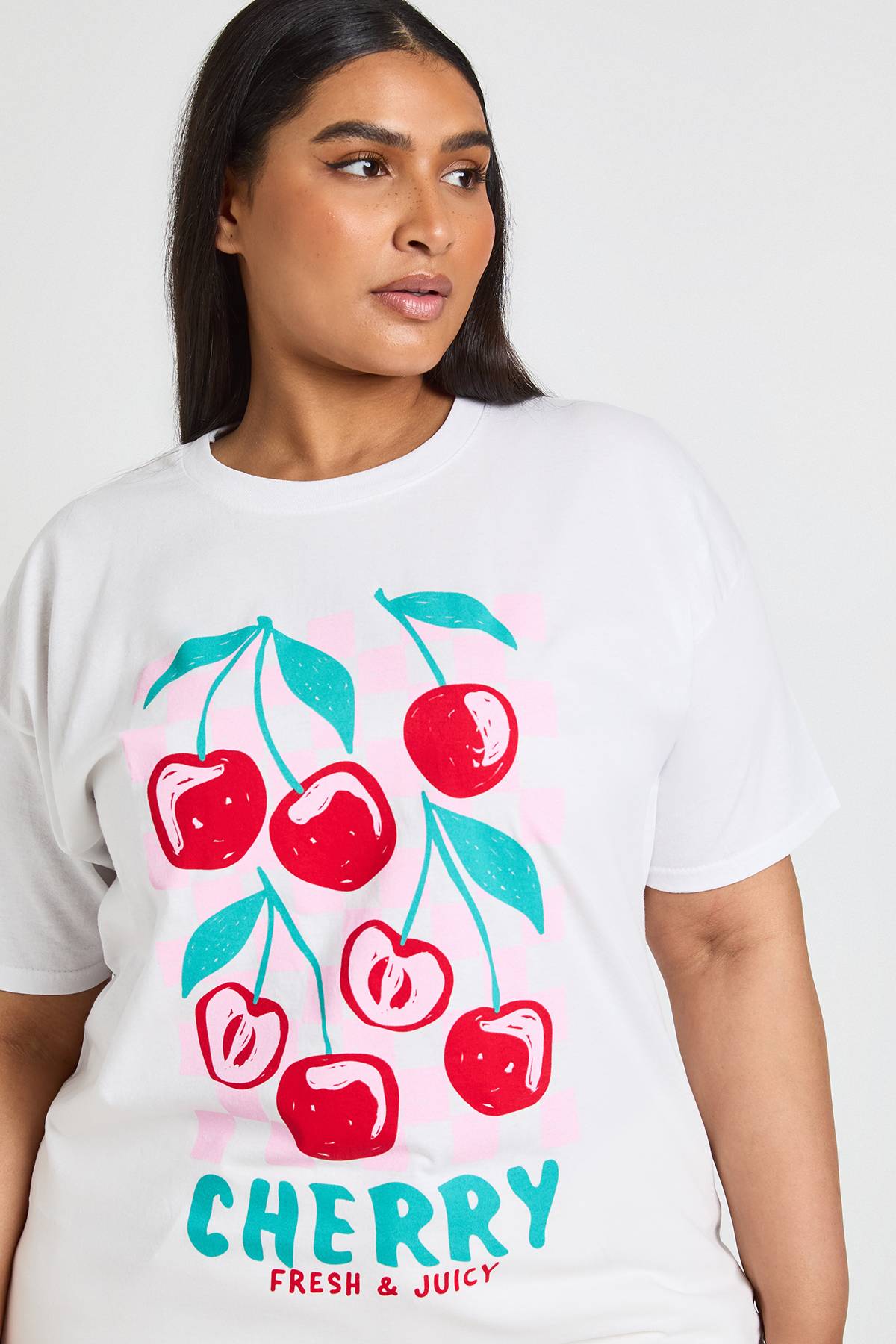 boohoo T-shirt Grande Taille Imprimé Cerises