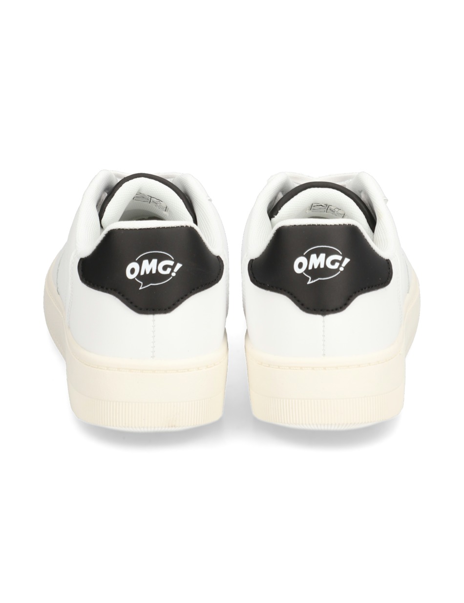 Sneaker