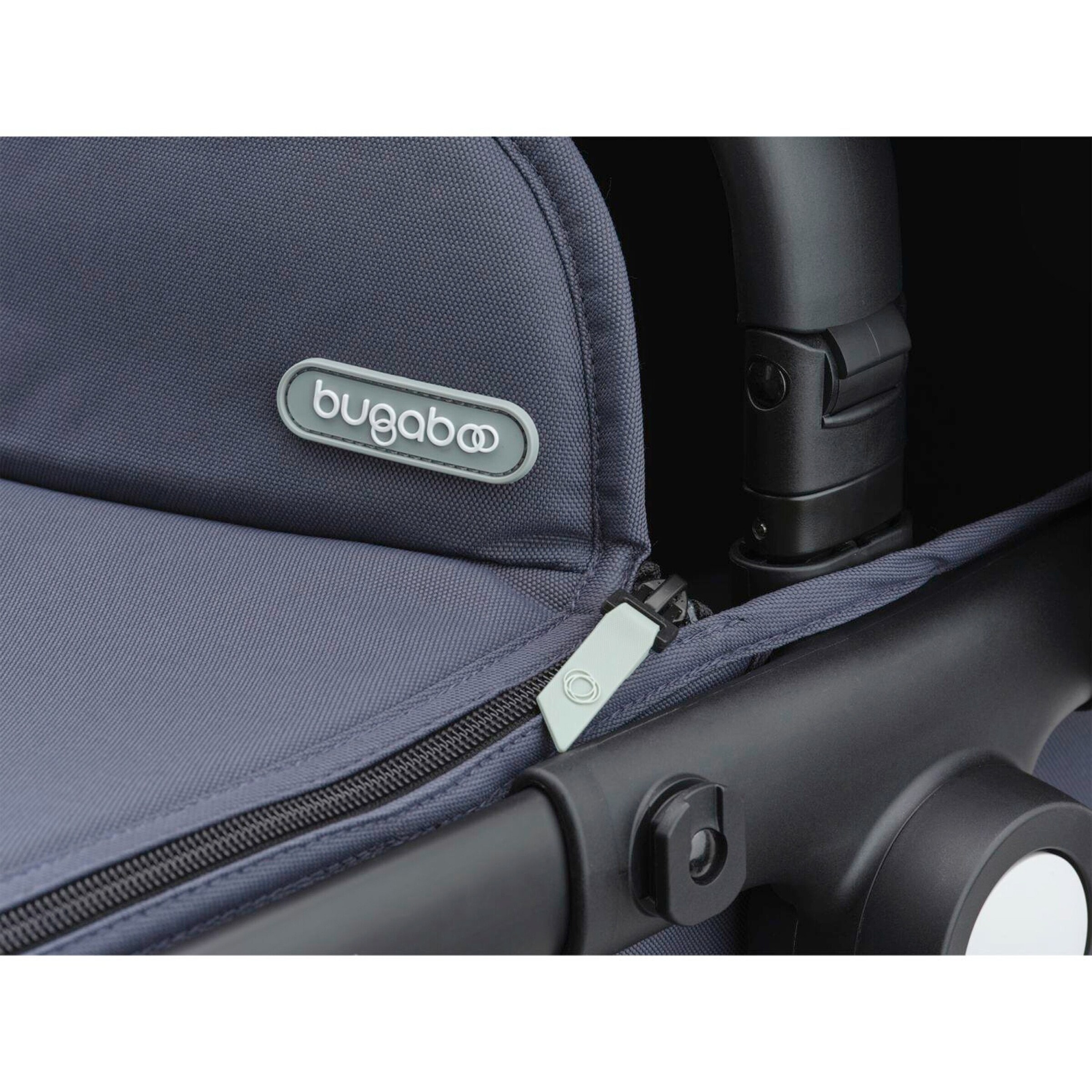 Bugaboo - Fox Cub Kombikinderwagen Trio-Set inkl. Fußsack und Getränkehalter black / stormy blue