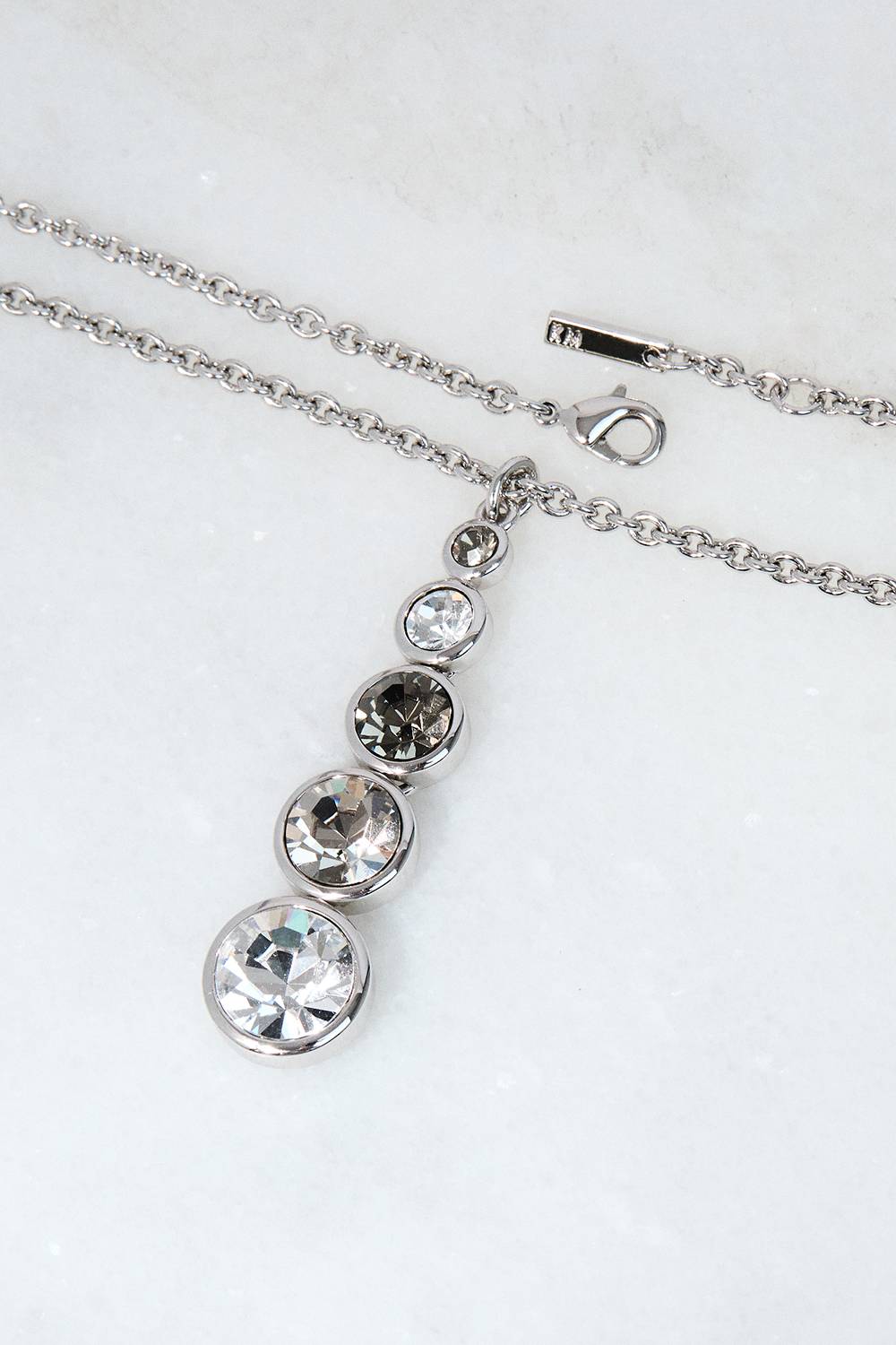 KarenMillen Pendentif en forme de larme en cristal européen façonné à la main