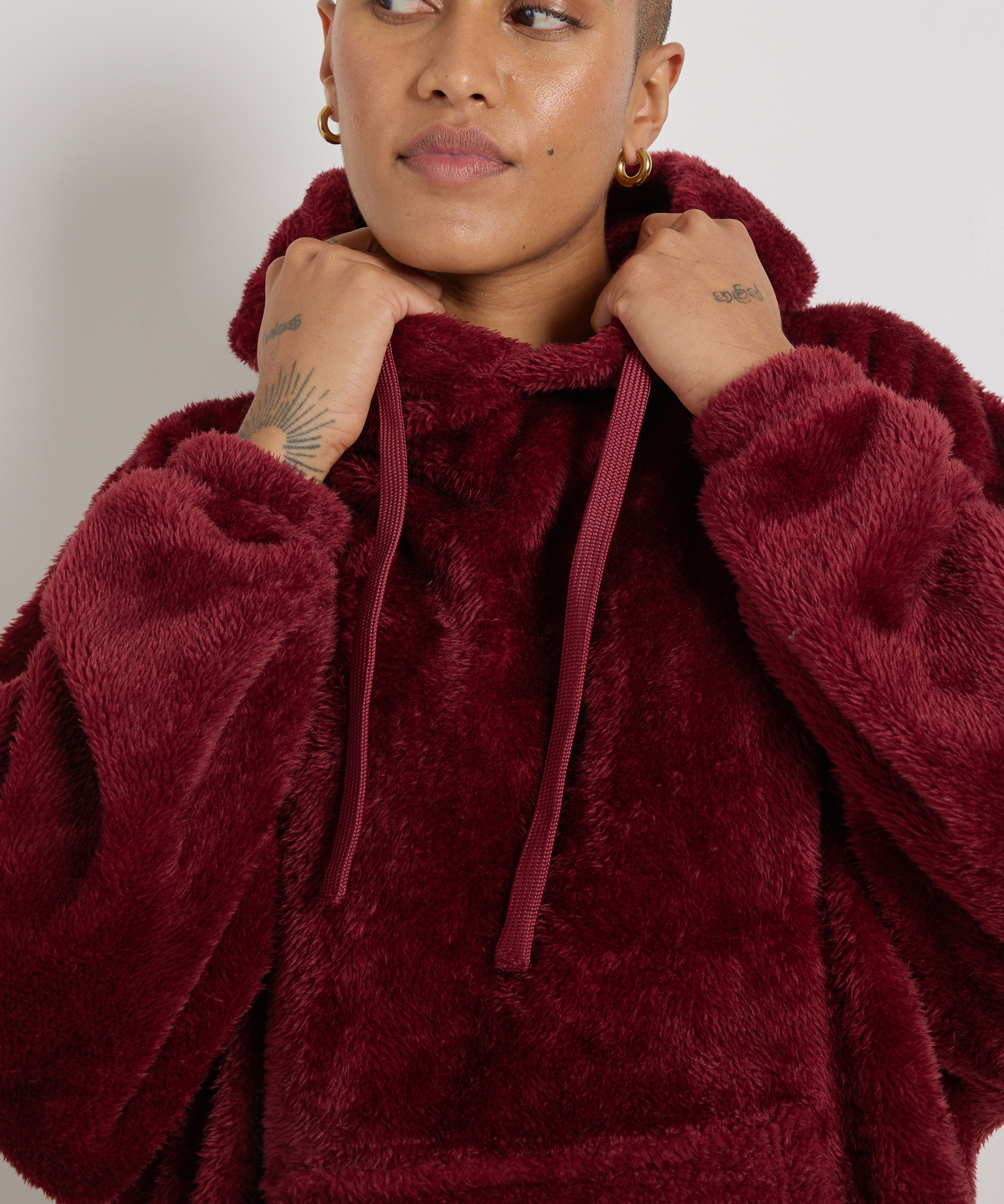uni huggle hoodie
