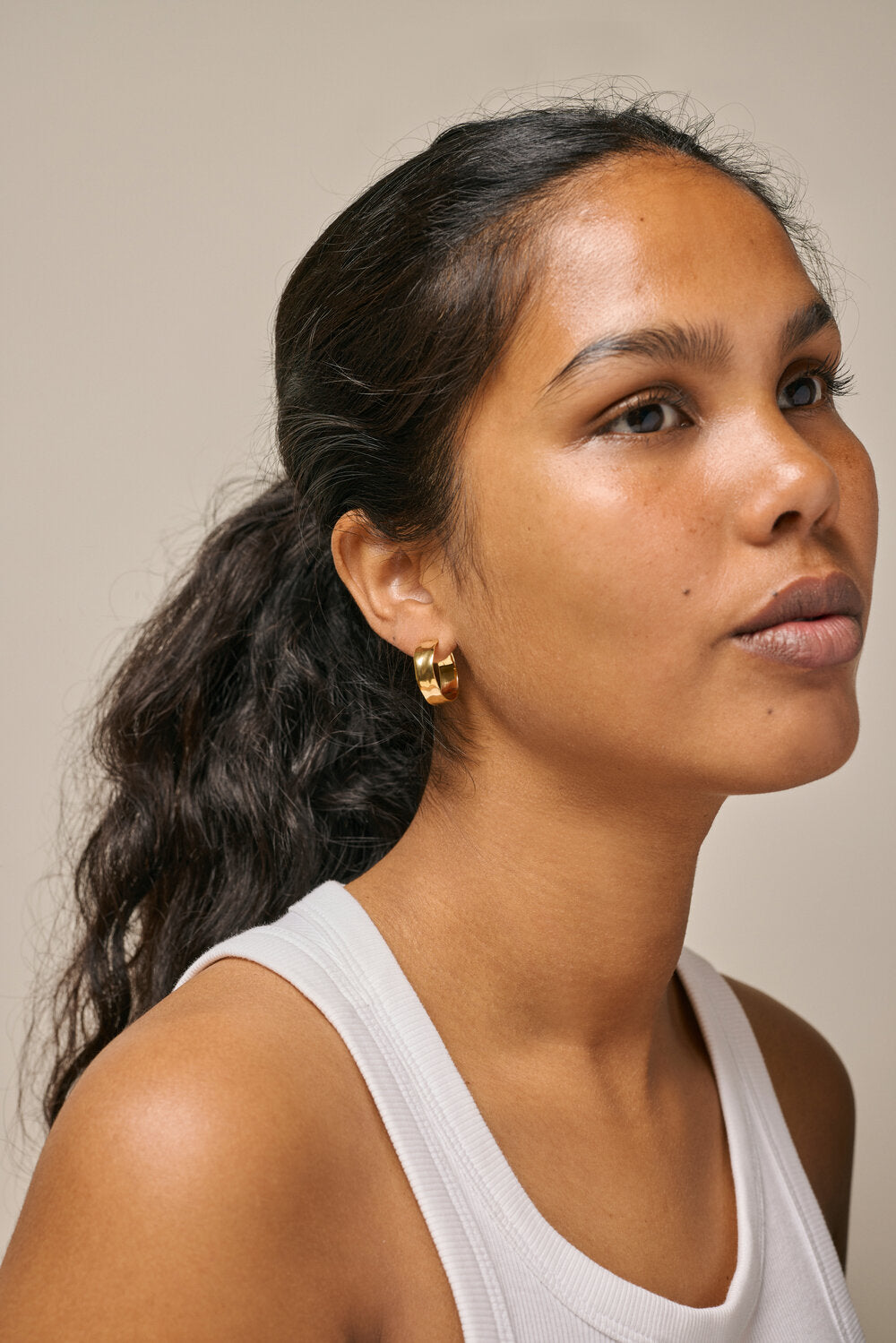 ENAMEL Copenhagen  Sandra Wide hoops - forgyldt