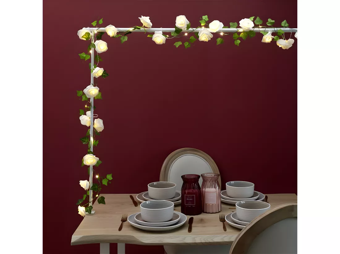 Guirlande avec 20 roses lumineuses - Blanc - L 350 cm