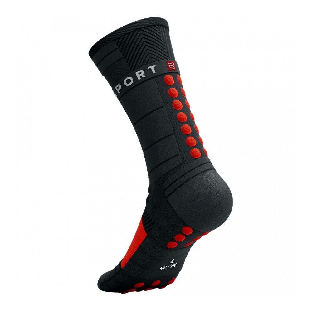 Compressport PRO RACING WINTER RUN - Chaussettes black/high risk red