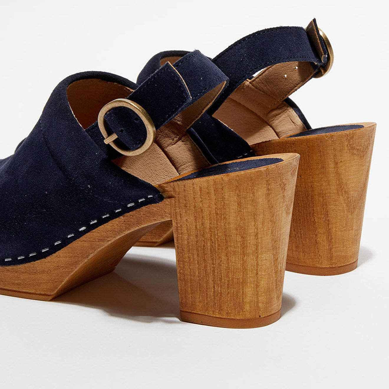 Apologie Studio Sabots en Velours de Cuir Nicole marine - Talon 8 cm